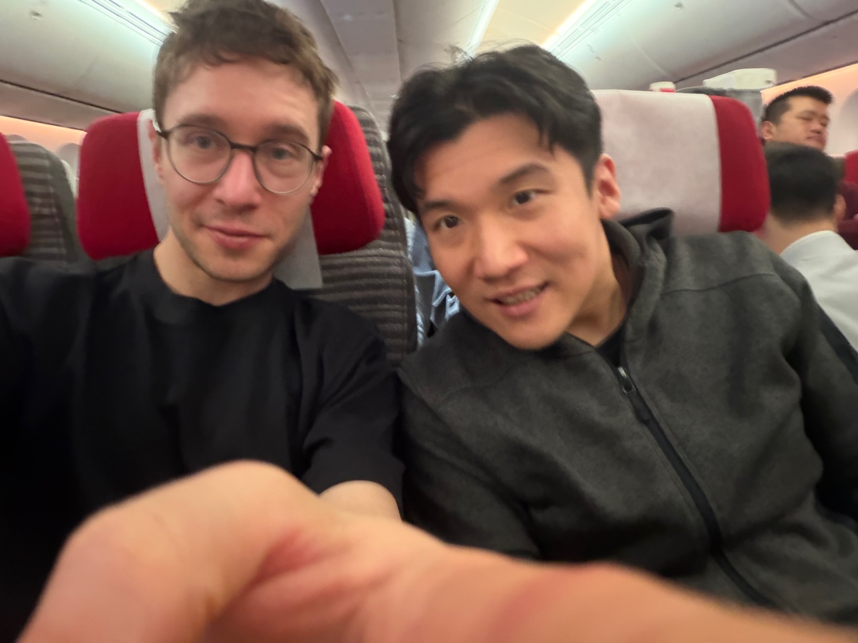 Richard Shi (施芮嘉) — COO, AgentBull (煜马), Flight Shanghai → Shenzhen